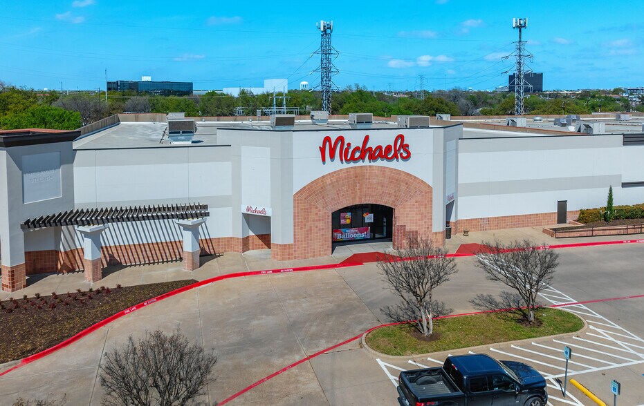 More Photos Of 801-1001 W 15th St, Plano Unknown For Lease