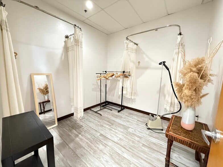 More Photos Of 4620-4692 Cottage Grove Rd, Madison Unknown For Lease