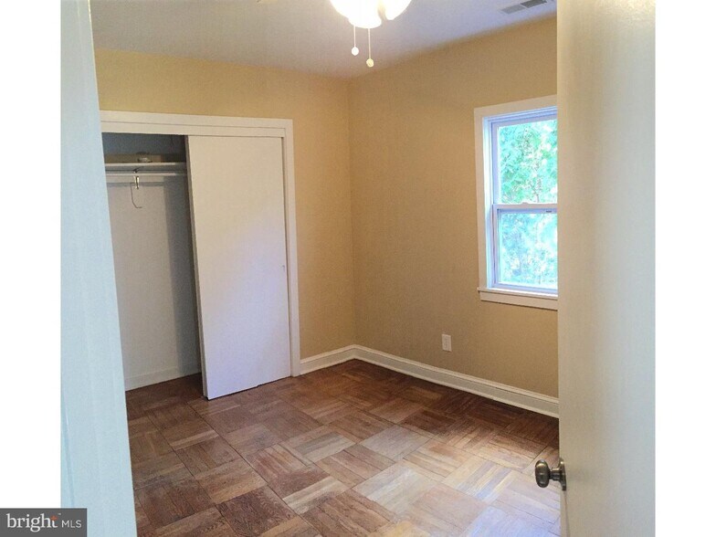 More Photos Of 841 Edge Hill Rd, Glenside Apartments For Sale