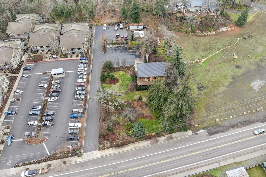 More Photos Of 3239 Cascade Ave, Hood River Office Residential For Lease