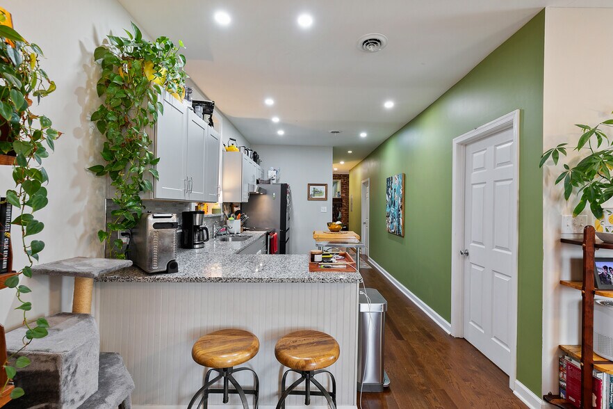 More Photos Of 2600 W Main St, Richmond Storefront Retail Residential For Sale