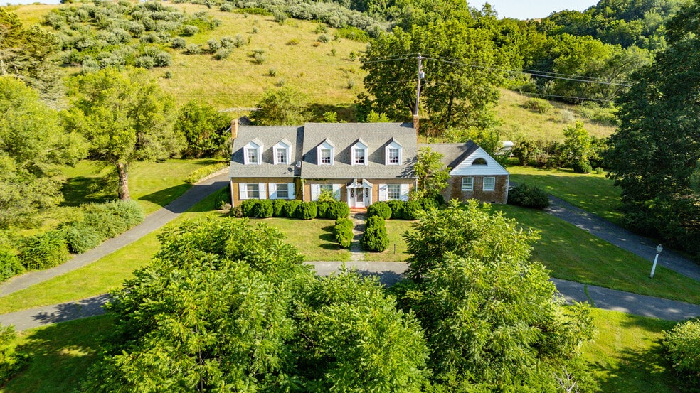 More Photos Of 2484 E Lee Hwy, Wytheville Land For Sale