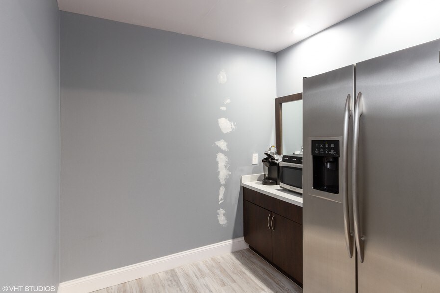 More Photos Of 212 SE 8th St, Fort Lauderdale Office Residential For Sale