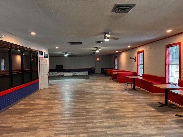 More Photos Of 1182 GA Highway 83 S, Forsyth General Retail For Sale