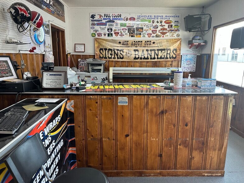 More Photos Of 56 E Jefferson St, Spencer Warehouse For Sale