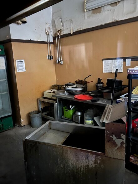 More Photos Of 1103 U.S. 385, Highway, Mccamey General Retail For Sale