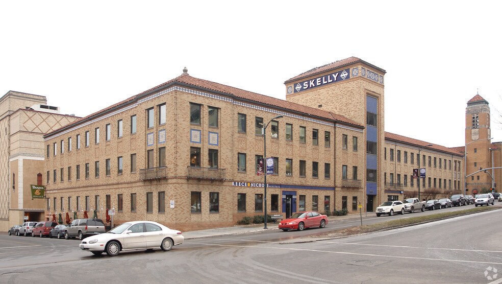 More Photos Of 601-605 W 47th St, Kansas City Office For Lease