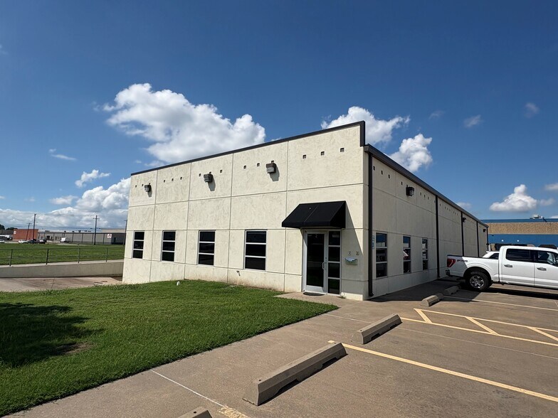 Primary Photo Of 5117 NW 3rd St, Oklahoma City Industrial For Lease