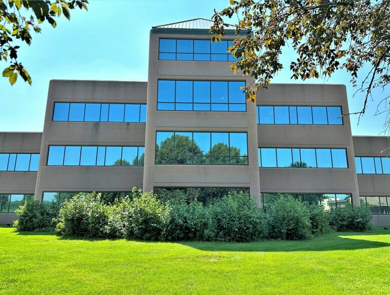 Primary Photo Of 600 Stevens Port Dr, Dakota Dunes Office For Lease