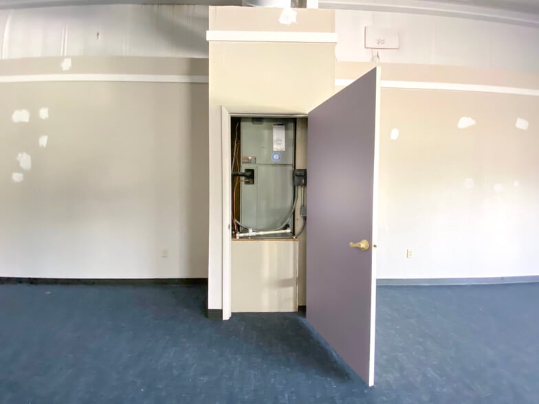 More Photos Of 3706 N Highway 1, Cocoa Freestanding For Sale