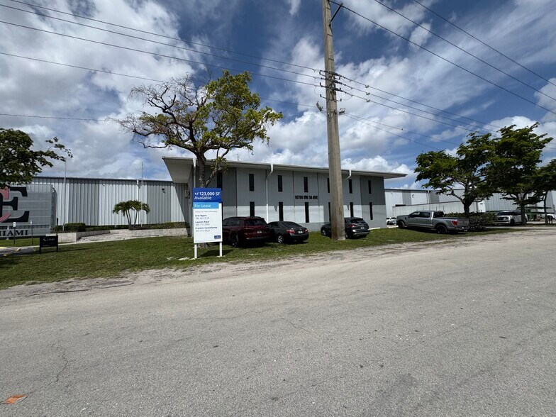 More Photos Of 10700 NW 36th Ave, Miami Warehouse For Lease