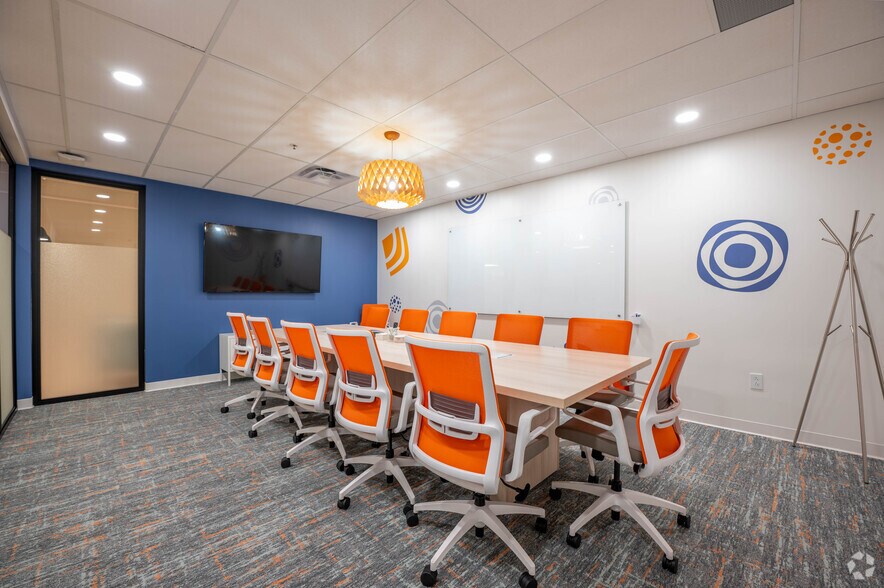 More Photos Of 550 Congressional Blvd, Carmel Coworking Space