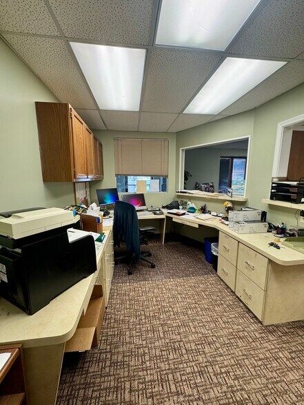 More Photos Of 1724-1742 E Ridge Rd, Rochester Medical For Sale
