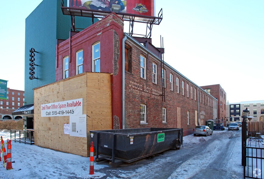 Primary Photo Of 210 Court Ave, Des Moines Office For Lease