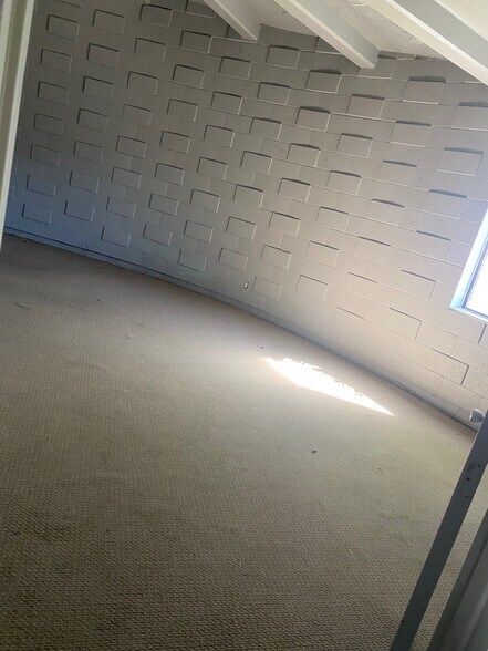 More Photos Of 3929 N Romero Rd, Tucson Warehouse For Lease