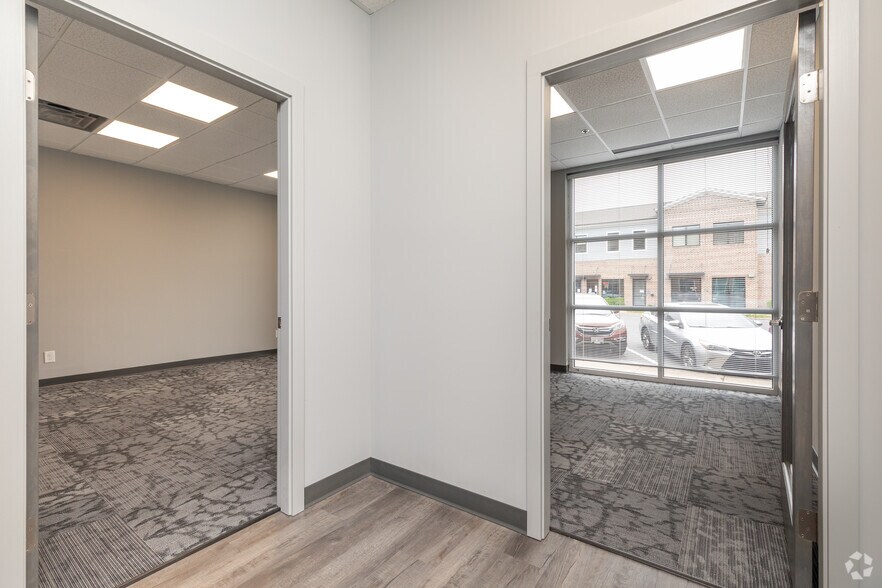 More Photos Of 50101 Governors Dr, Chapel Hill Office For Lease