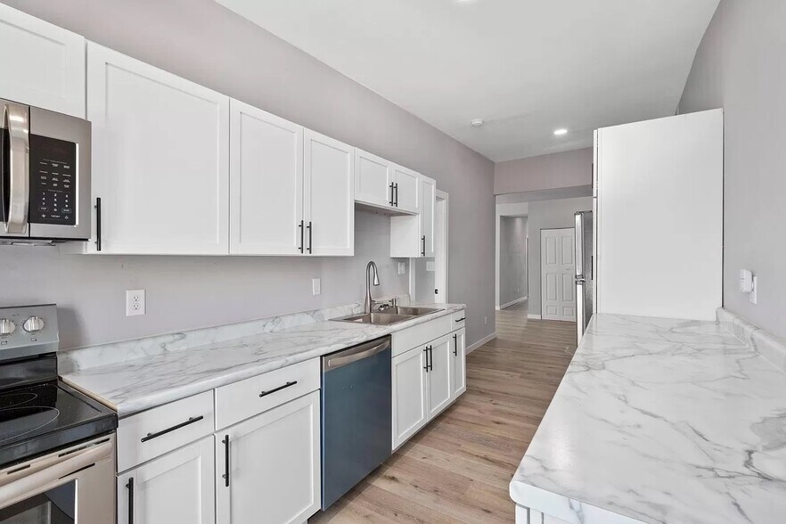 More Photos Of , Saint Louis Multifamily For Sale