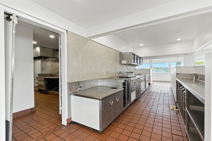 More Photos Of 4355 Sonoma Blvd, Vallejo Restaurant For Lease