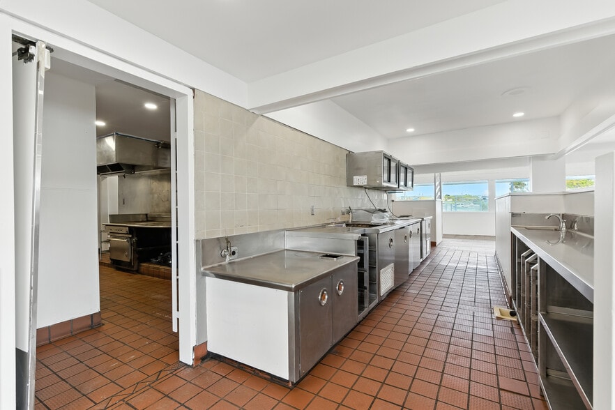 More Photos Of 4355 Sonoma Blvd, Vallejo Restaurant For Lease