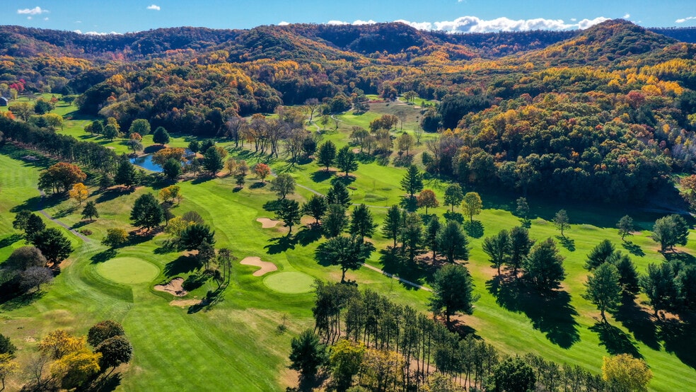 More Photos Of W7665 Sylvester Rd, Holmen Golf Course Driving Range For Sale