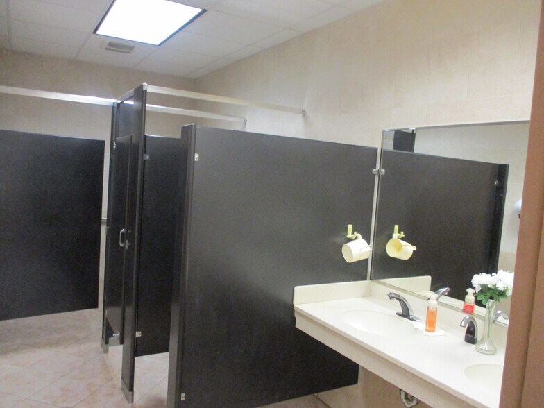 More Photos Of 501 Ditmas Ave, Brooklyn General Retail For Sale