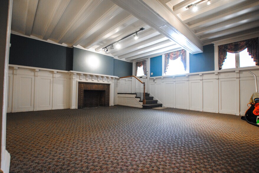 More Photos Of 809 Cathedral St, Baltimore Apartments For Lease