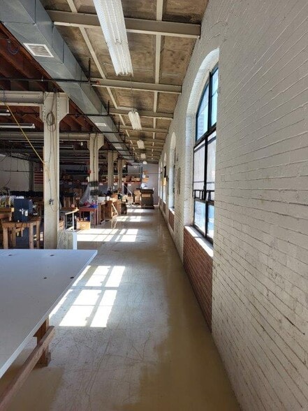 More Photos Of 1601 N Jessup St, Wilmington Manufacturing For Sale