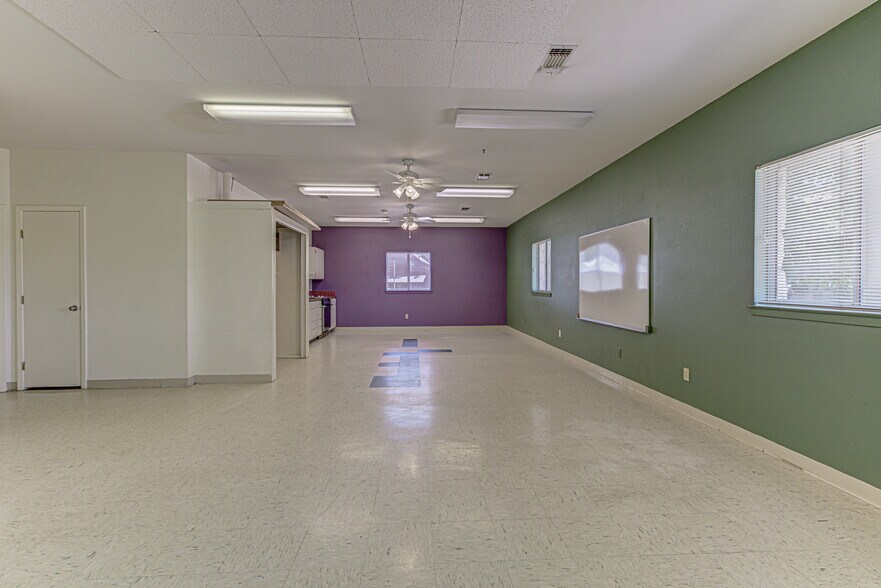 More Photos Of 45 La Buena Vista Dr, Wimberley Schools For Sale