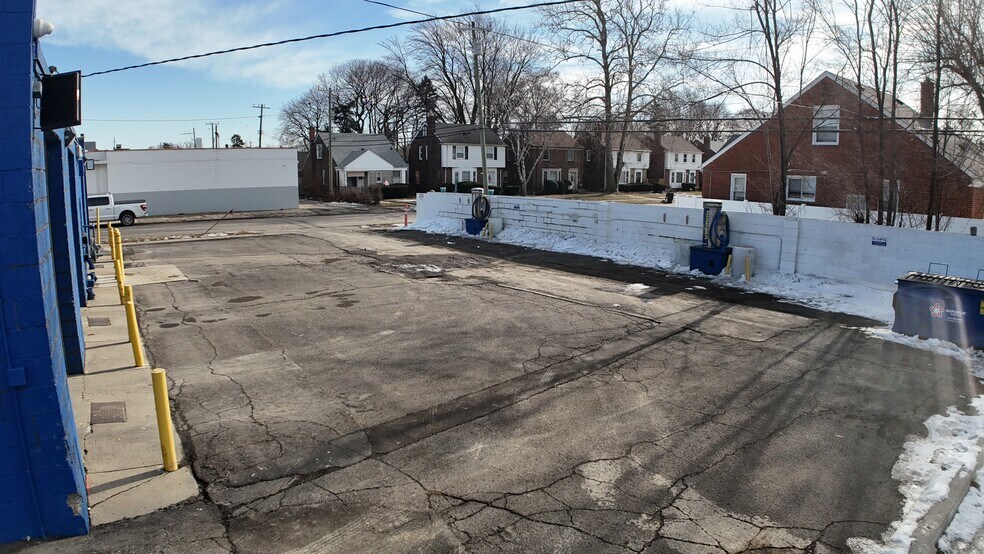 More Photos Of 19501 Plymouth Rd, Detroit Specialty For Sale
