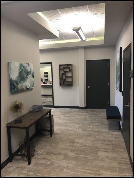 More Photos Of 1215 Crossroads Blvd, Norman Medical For Lease