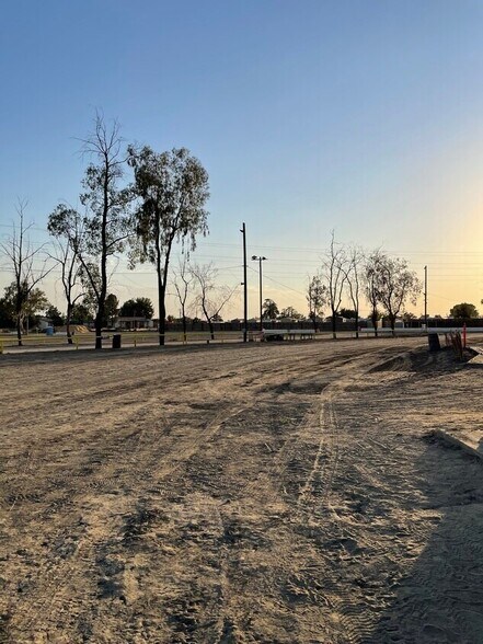 More Photos Of 5001 N Chester Ave, Bakersfield Land For Sale
