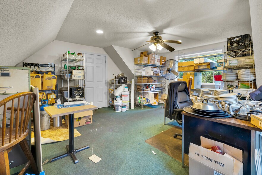 More Photos Of 678 Colonel Ledyard Hwy, Ledyard Storefront Retail Residential For Sale