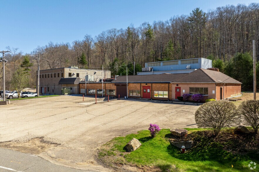 Primary Photo Of 24 E Brookfield Rd, North Brookfield Manufacturing For Sale