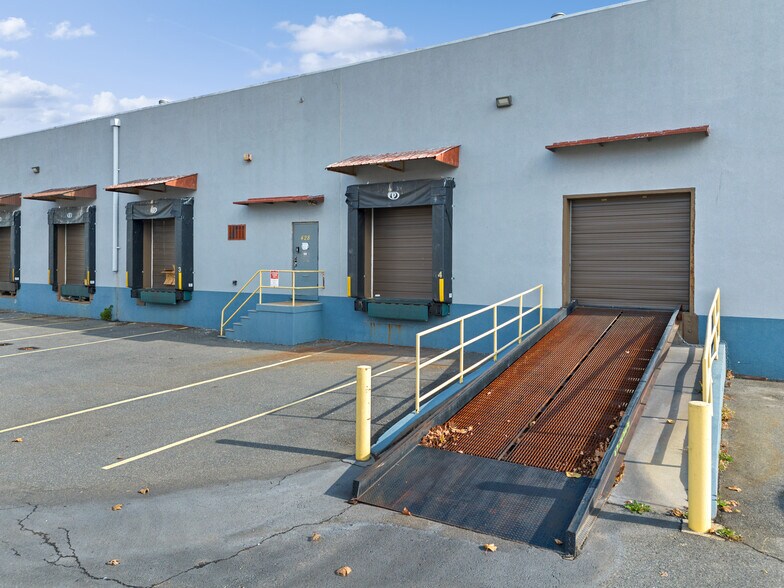 More Photos Of 301 N 4th St, Vineland Warehouse For Lease
