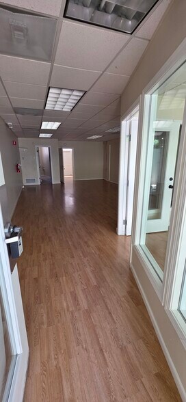 More Photos Of 300-500 Ben Franklin Ct, San Mateo Office For Lease