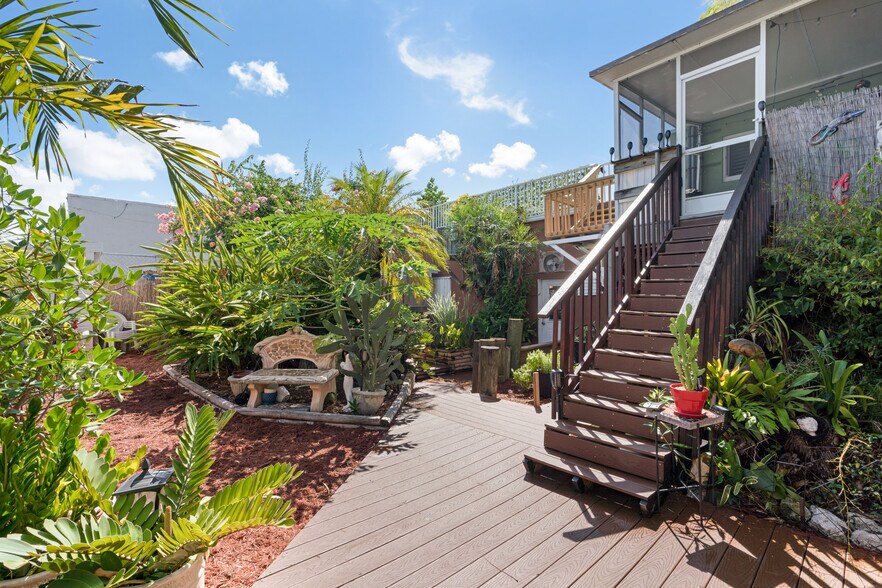 More Photos Of 100636 Overseas Hwy, Key Largo Storefront Retail Residential For Sale