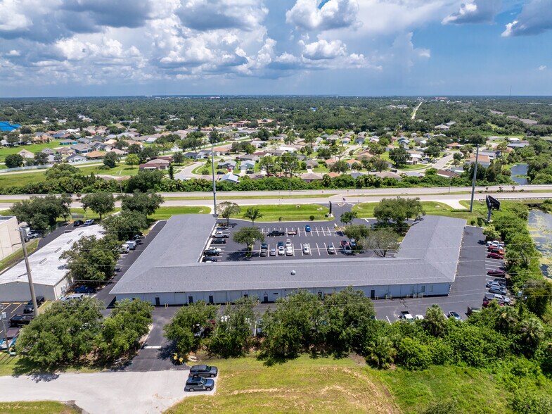More Photos Of 20020 Veterans Blvd, Port Charlotte Office For Lease