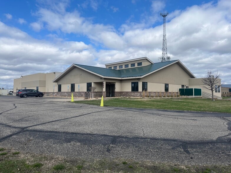 Primary Photo Of 342 42nd St S, Fargo Manufacturing For Sale