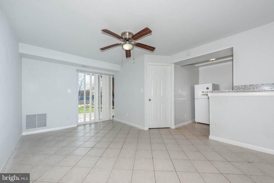 More Photos Of 1911 W Baltimore St, Baltimore Apartments For Sale