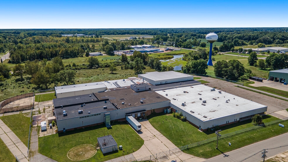 More Photos Of 205 Oliver Dr, Marshall Manufacturing For Sale