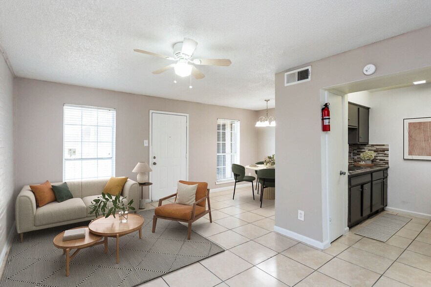 More Photos Of 8600 S Course Dr, Houston Apartments For Sale