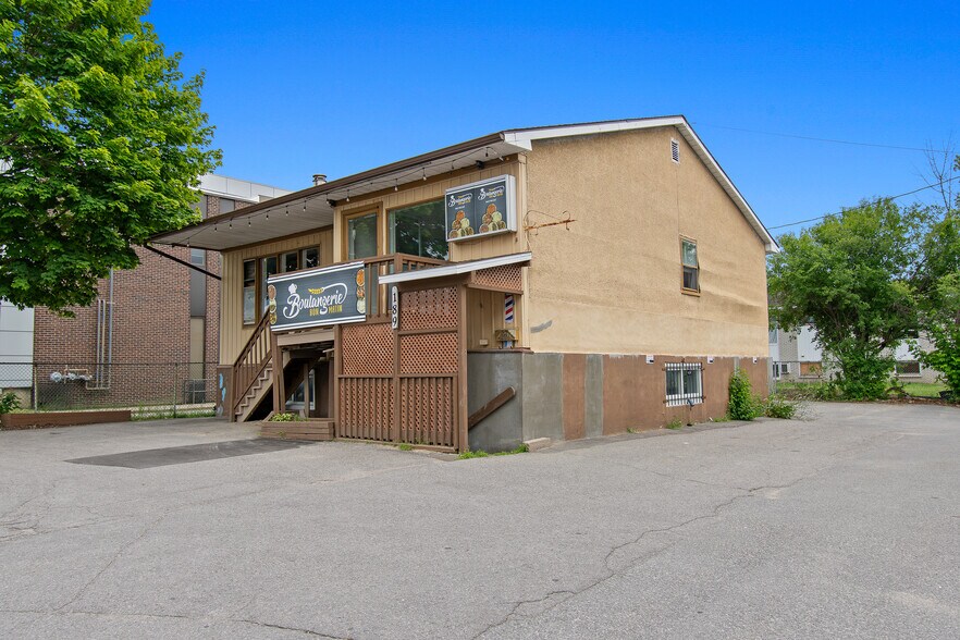 More Photos Of 189 Boul Gréber, Gatineau Storefront For Lease