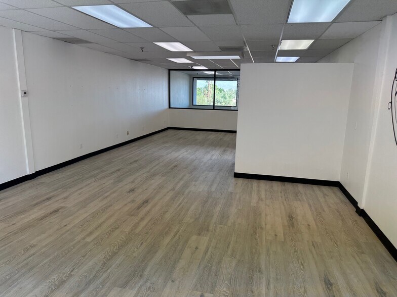 More Photos Of 72171 Highway 111, Palm Desert Storefront Retail Office For Sale