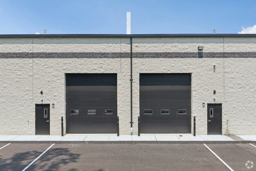 More Photos Of 596 Challenger Way, Jackson Warehouse For Lease