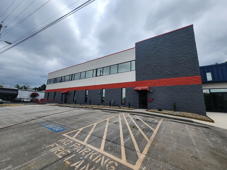 More Photos Of 7134 Regal Ln, Knoxville Office For Lease