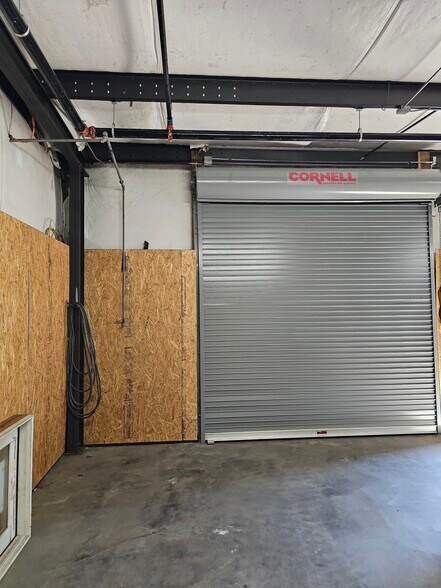 More Photos Of 6221 Monticello Rd, Columbia Warehouse For Lease