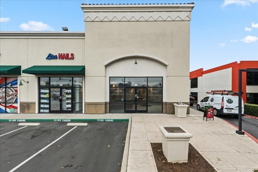 More Photos Of 1213-1275 California Ave, Pittsburg Unknown For Lease