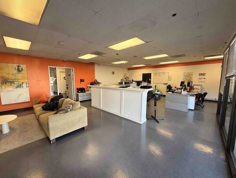 More Photos Of 405 S Airport Blvd, South San Francisco Warehouse For Lease