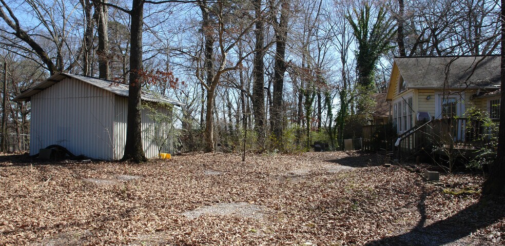 More Photos Of 1061-1081 Forestdale Blvd, Birmingham Land For Sale