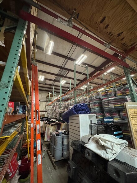 More Photos Of 280 W Central Blvd, Cape Canaveral Manufacturing For Sale